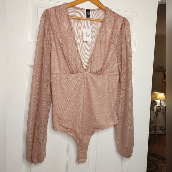 WINDSOR Shimmer Babe Bubble Sleeve Bodysuit, Tan (looks more Blush pink) L - Picture 6 of 12